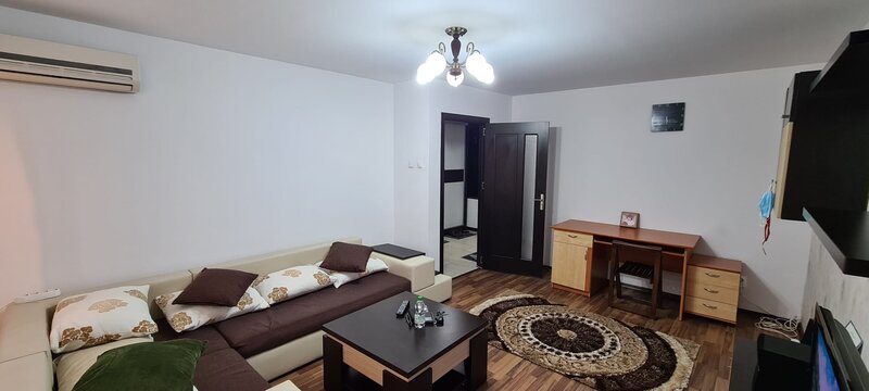 Mall Vitan, 10 minute Metrou Timpuri Noi, Studio 44 mp, Renovat de la Placa